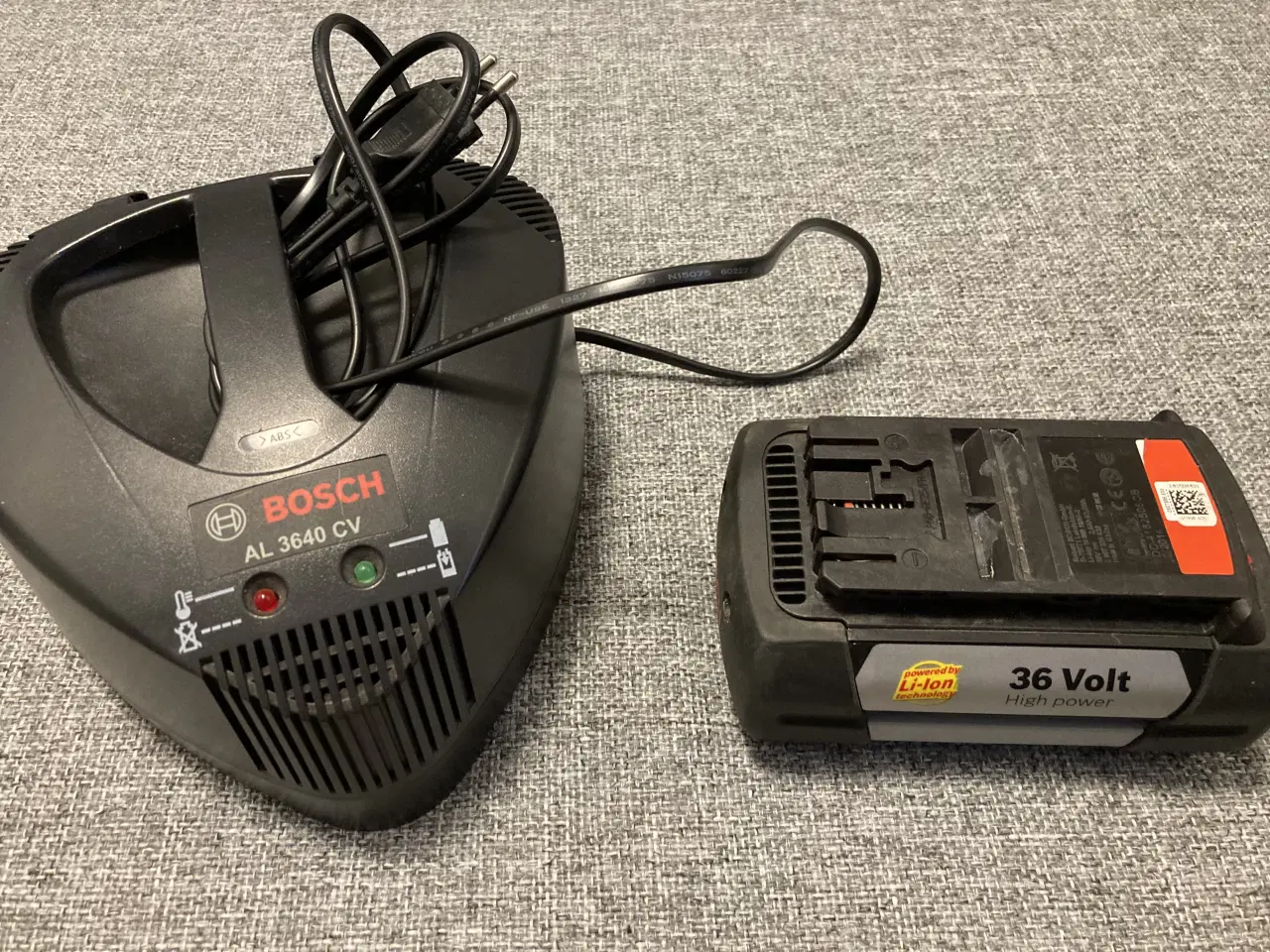 Billede 1 - Bosch batteri og oplader