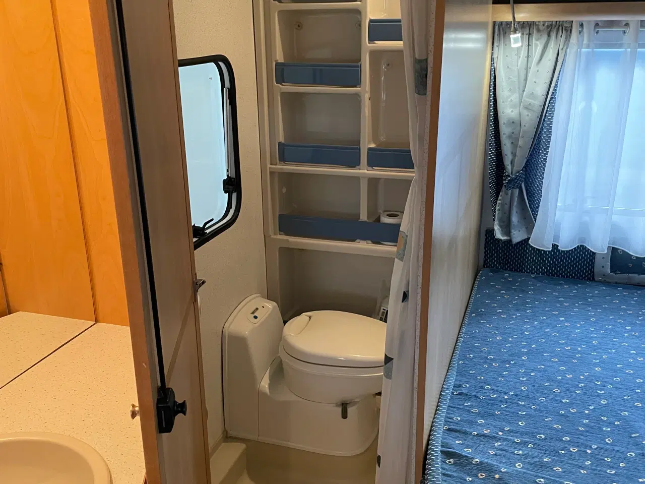 Billede 8 - BÜRSTNER 5022 TS Avantgarde Ventana
