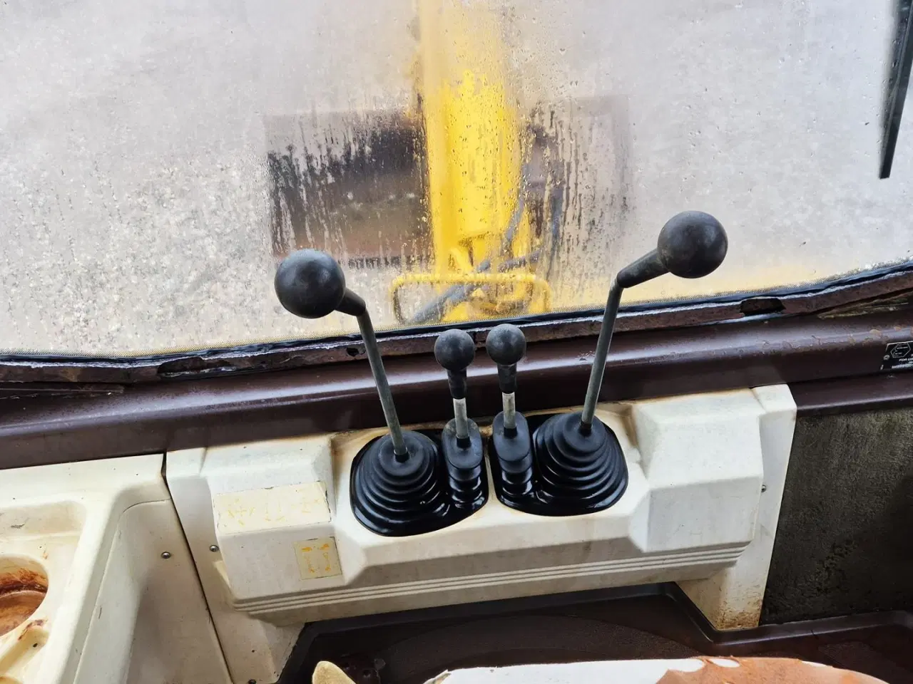 Billede 18 - Hydrema 906B / hy. skift for og bag / skovlsæt / årgang 1997