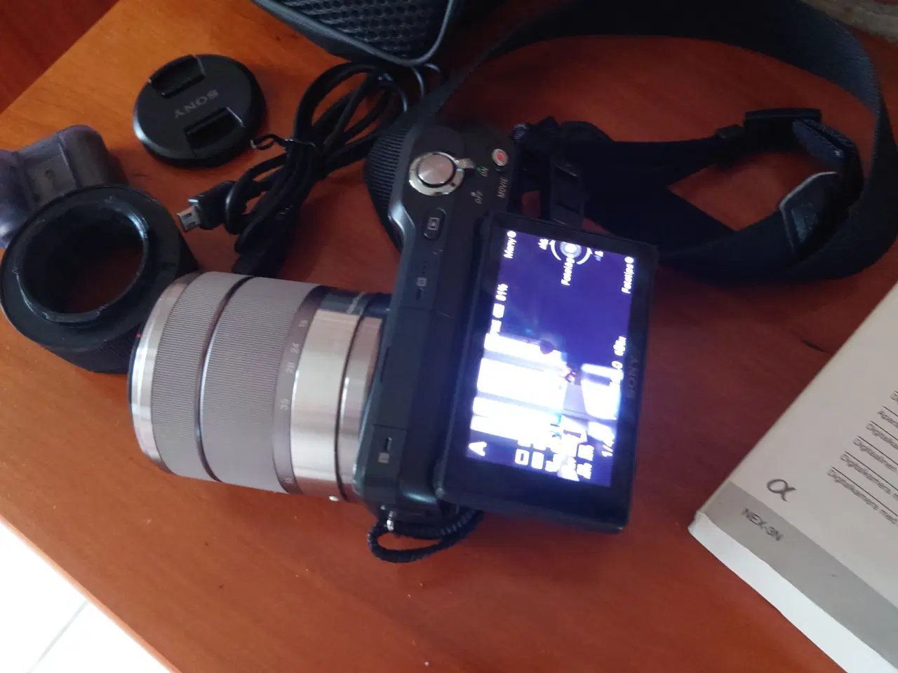 Billede 4 - Sony NEX 3, 14 mp, 64 ram og 18-55mm objektiv mm