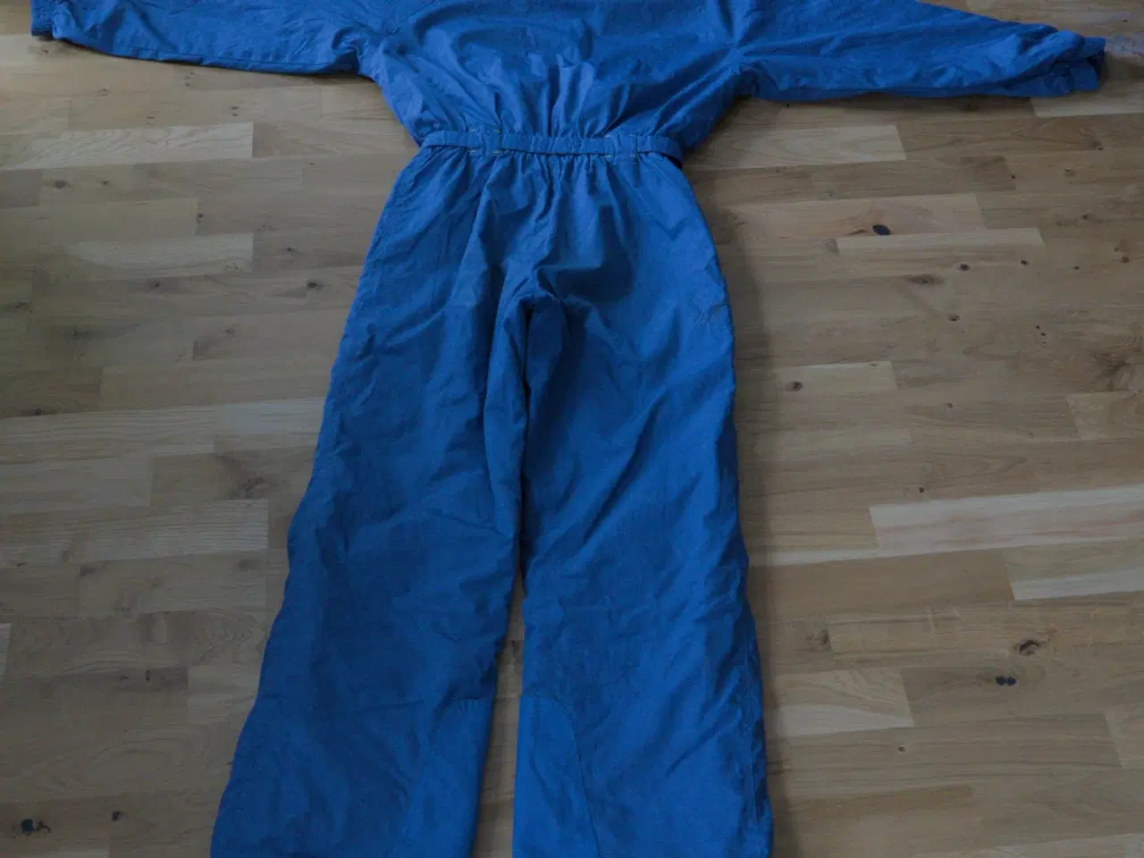 Billede 3 - Lyseblå heldragt skidragt/flyverdragt