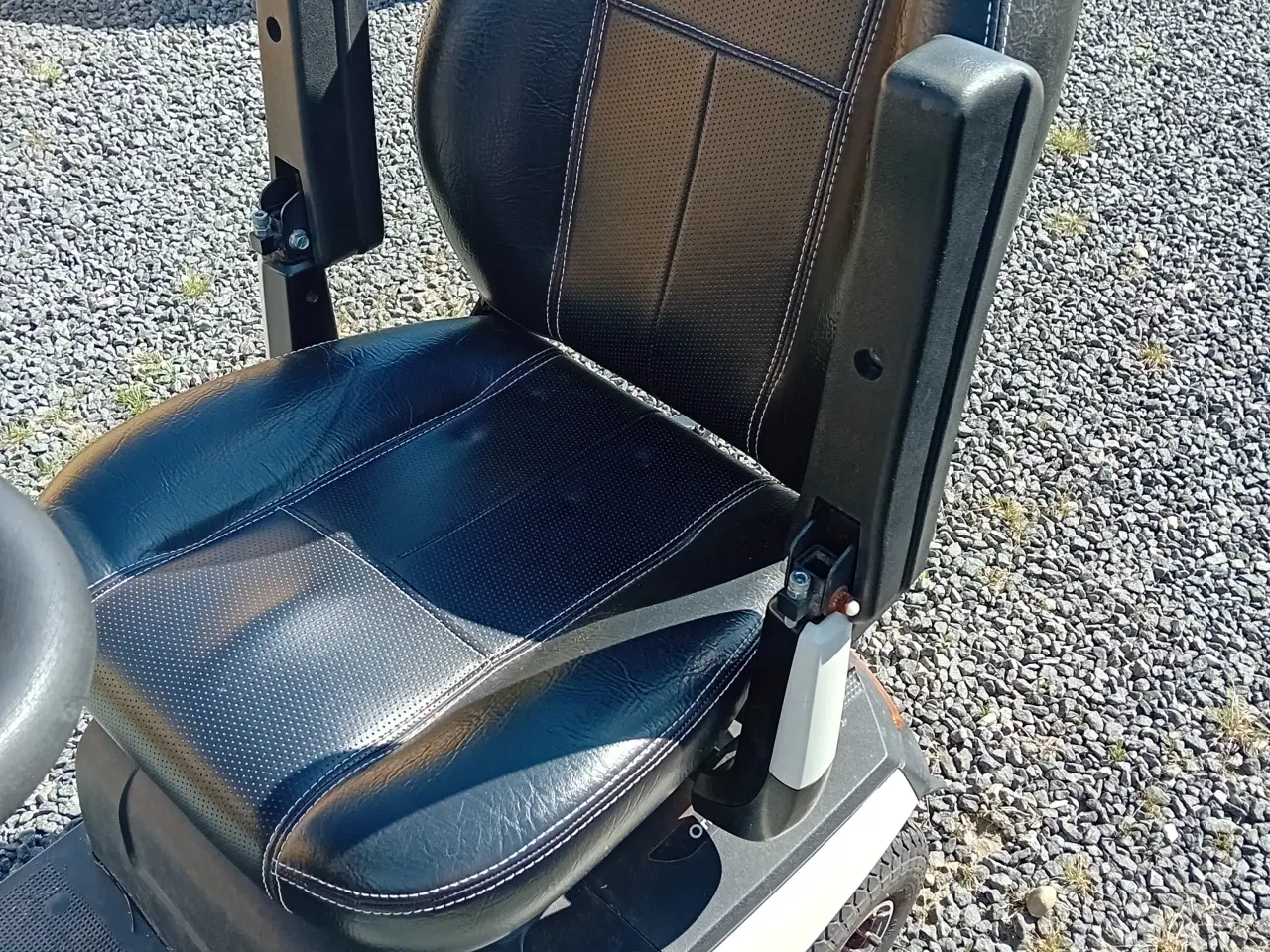 Billede 5 - Invacare Orion pro. 3 hjulet scooter 