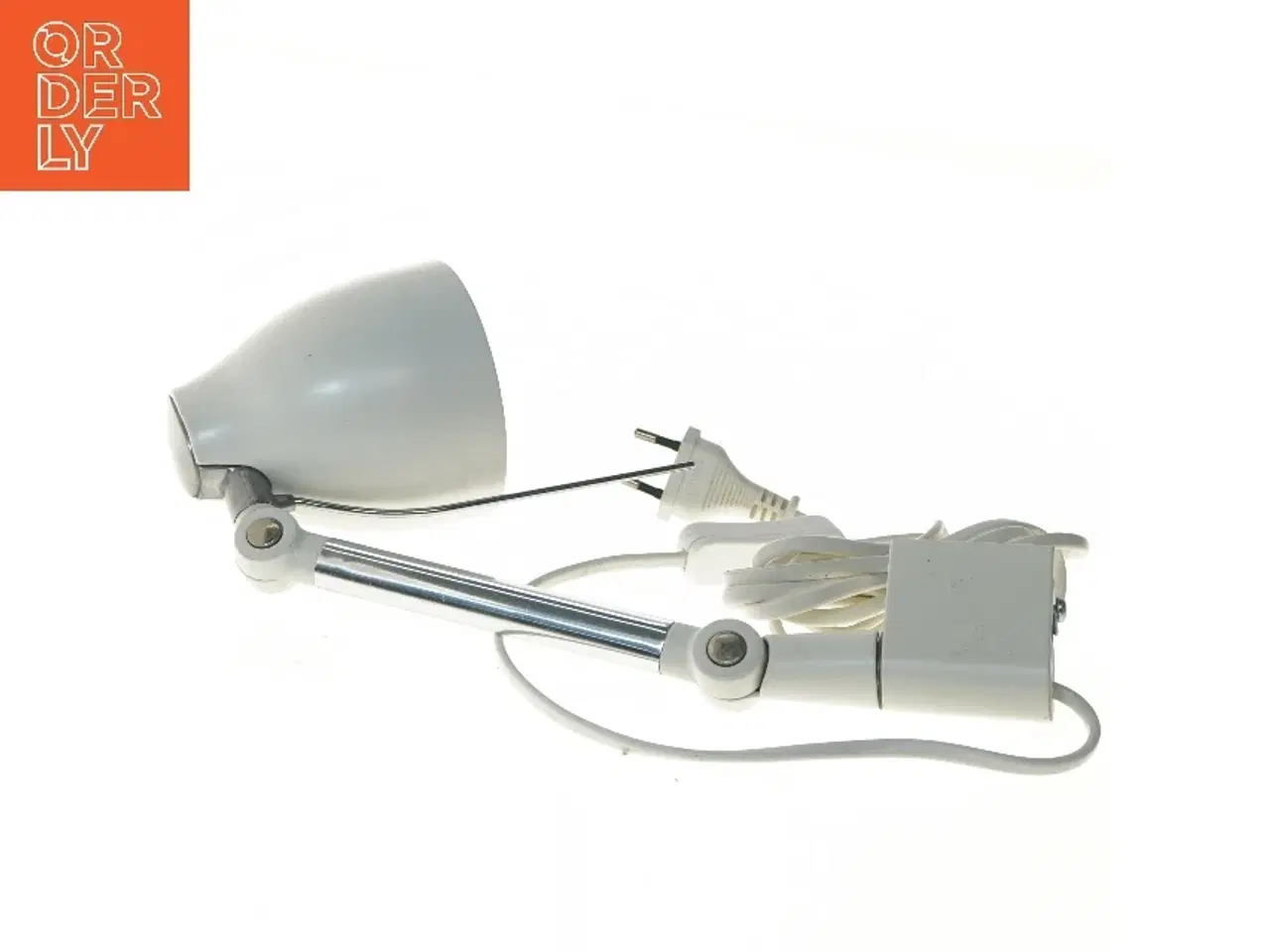 Billede 4 - Hvid bordlampe med klips fra IKEA (str. 37 cm)