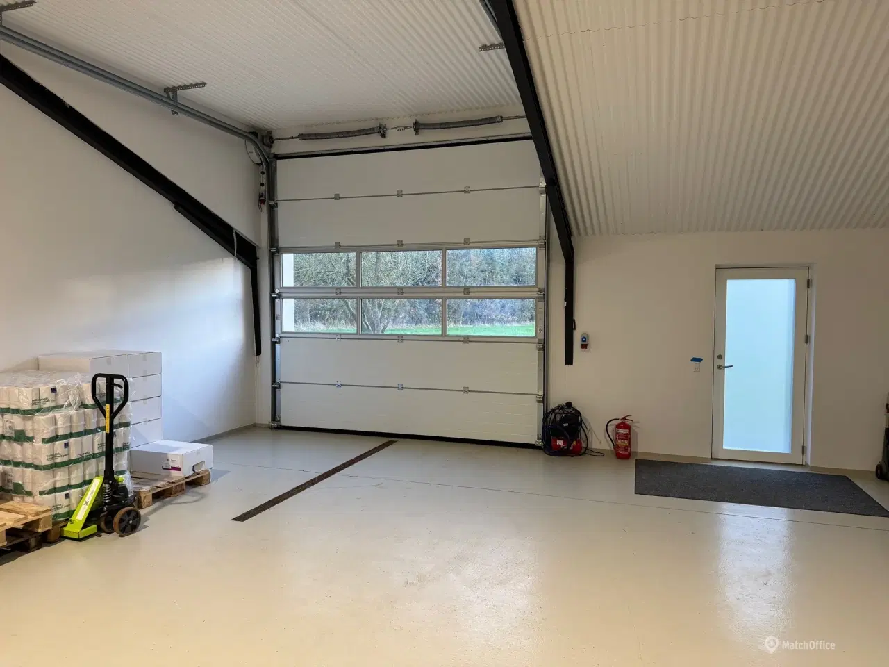 Billede 8 - Nyrenoveret lager eller produktionsbygning udlejes tæt på Aarhus