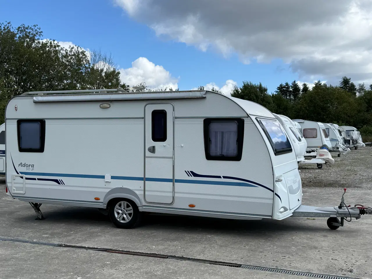 Billede 2 - 2010 Adria Adora 512 UP / Med Fortelt & Markise
