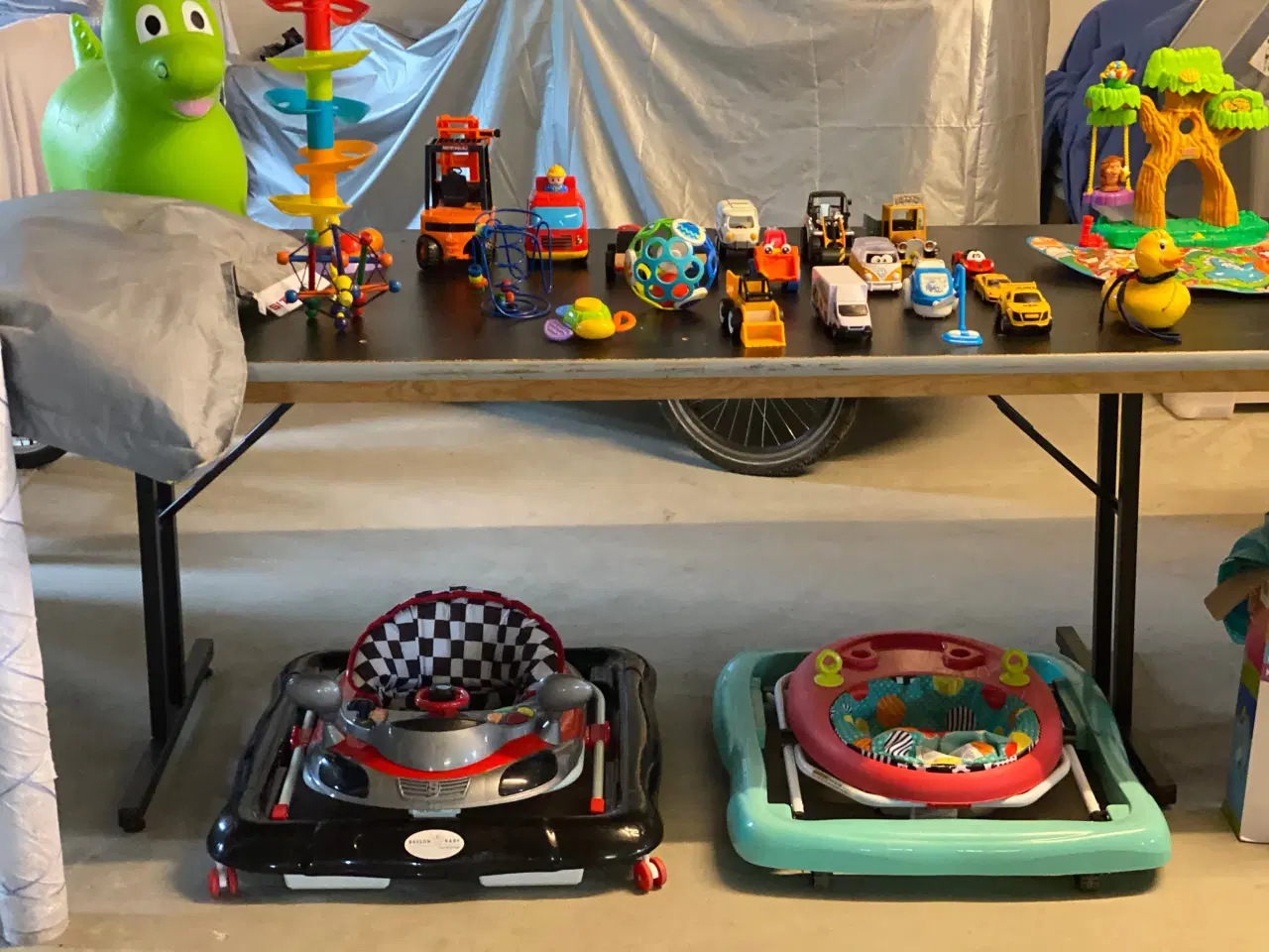 Billede 12 - Børnetøj str 50-98 og legetøj 