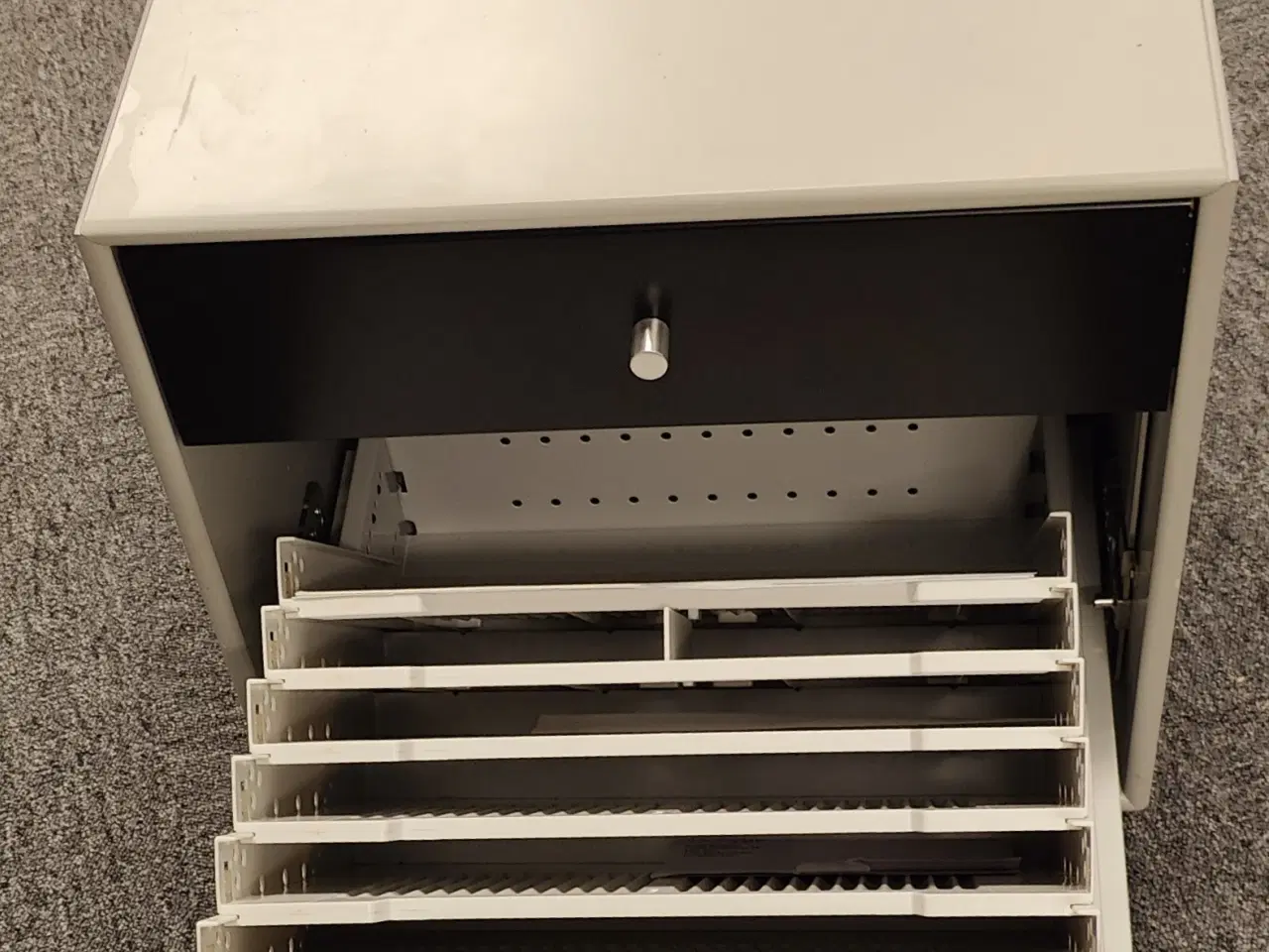 Billede 2 - Montana Skuffemøbel