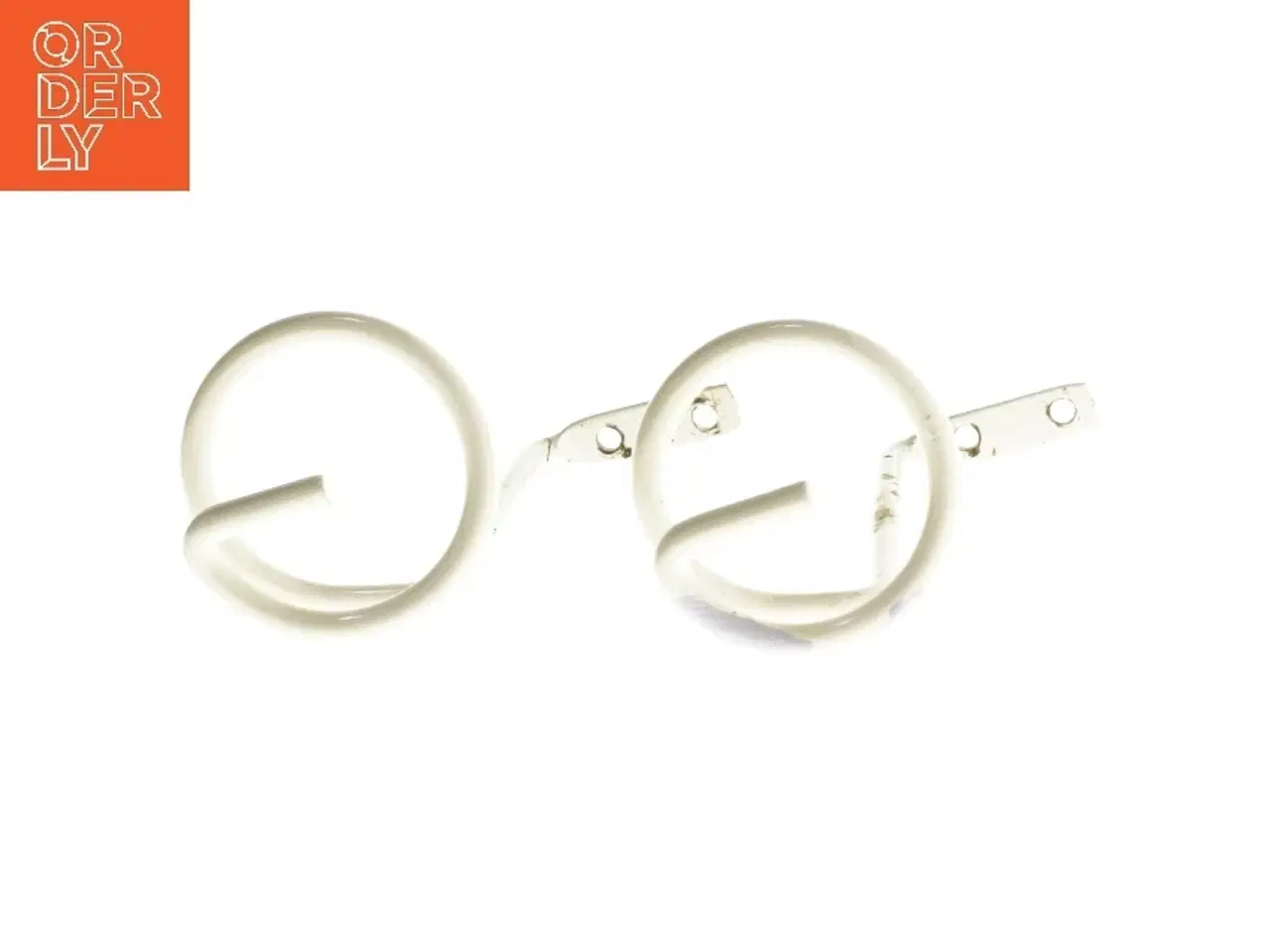 Billede 2 - To hvide vægkroge (str. 15 cm)