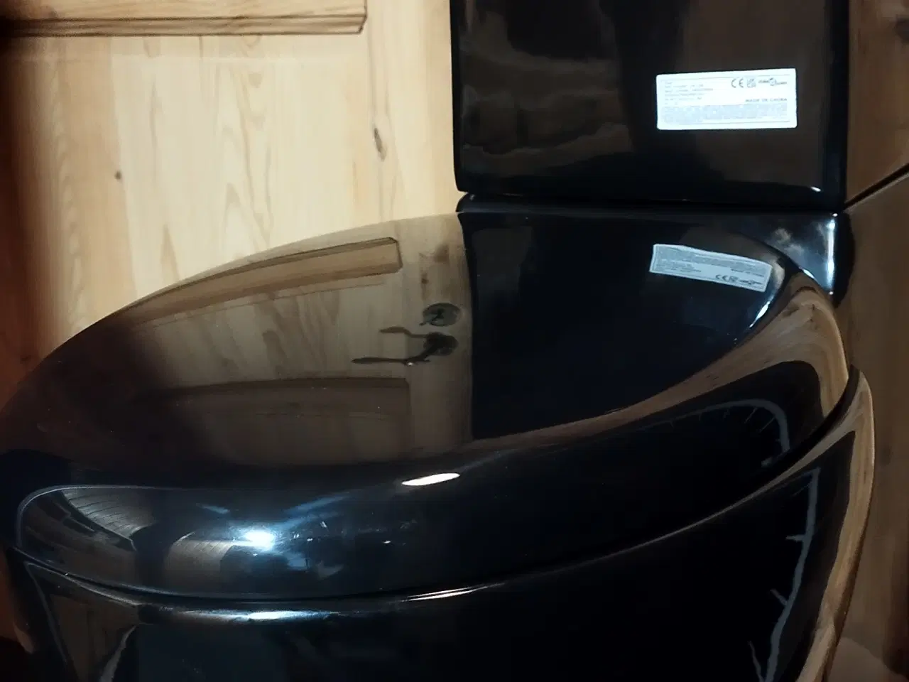 Billede 1 - sort toilet     fejlkøb