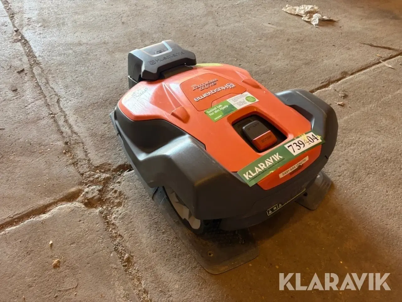 Billede 3 - Robot plæneklipper Husqvarna 550 med ladestation