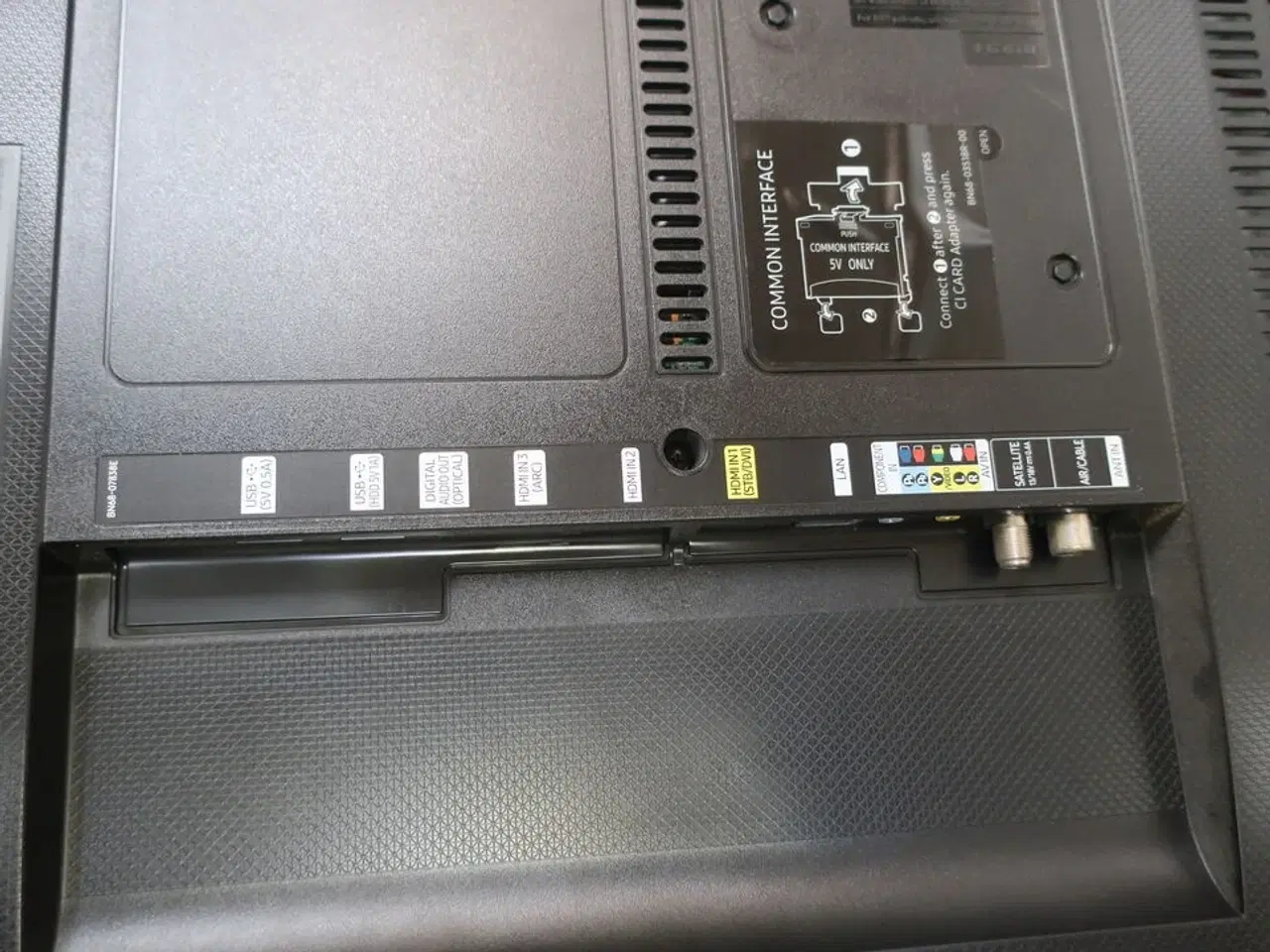 Billede 3 - 50" TV SAMSUNG UE50KU6075U