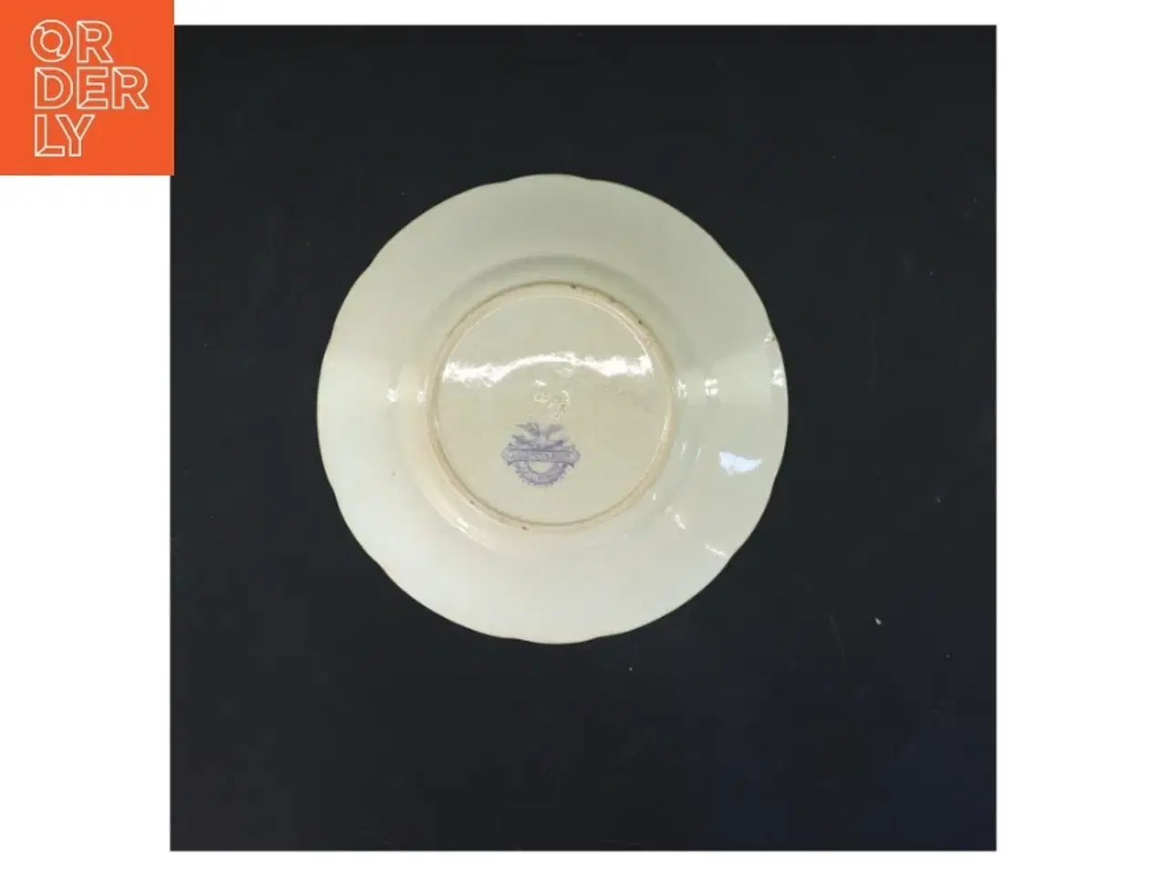 Billede 4 - Dekorativ porcelæn tallerken (str. Ø 17 cm)