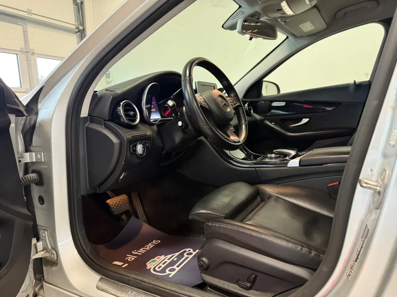 Billede 8 - Mercedes C220 d 2,2 Avantgarde stc. aut.