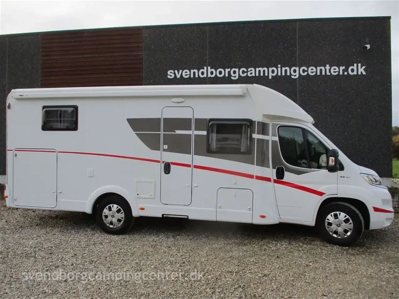 Billede 1 - 2020 - SunLight T 67   Meget velholdt