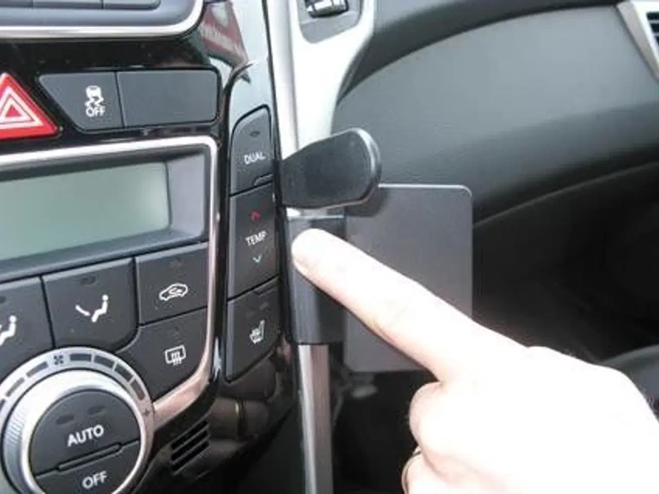 Billede 7 - Brodit ProClip 854755 + 711239 Brodit pass. holder