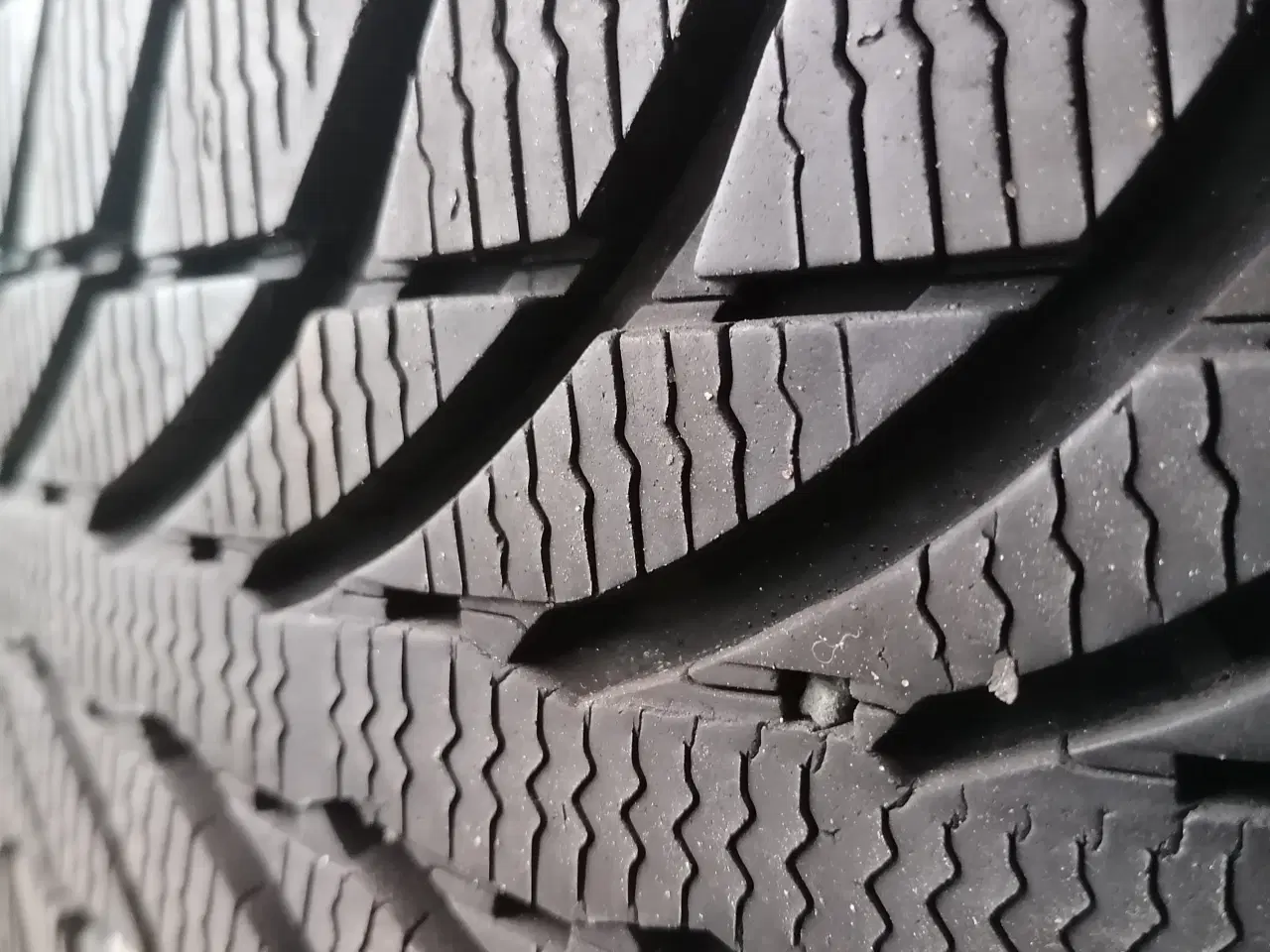 Billede 6 - volvo alufælge med vinter dæk