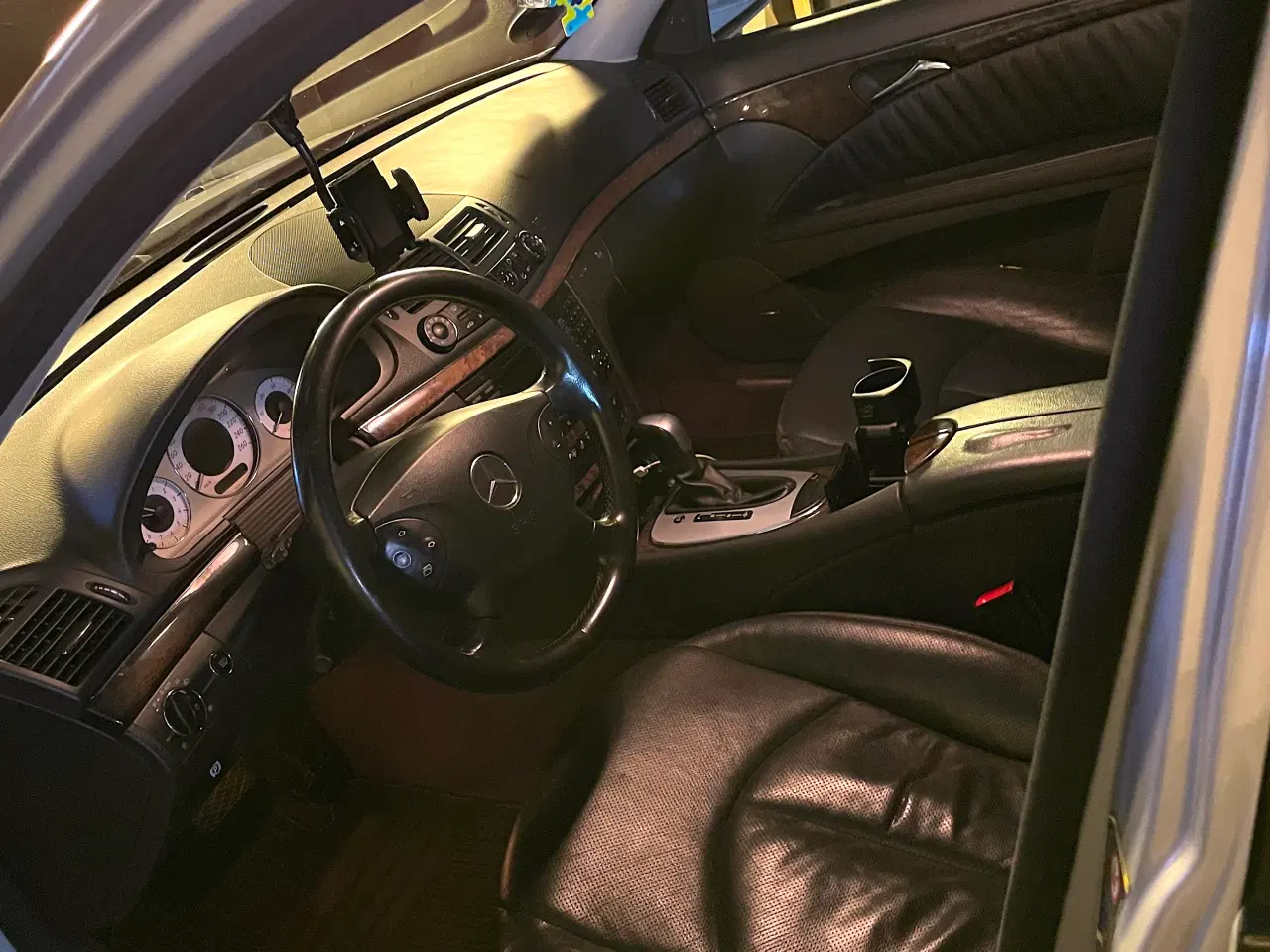 Billede 9 - Mercedes E320 3,2 CDI Avantgarde Sedan 2004
