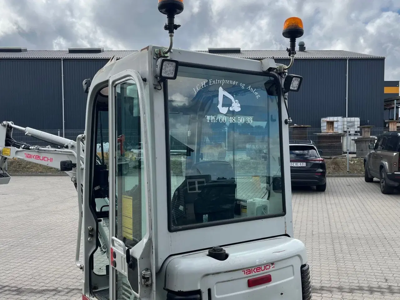 Billede 12 - Takeuchi TB016 Tilt fæste, hydraulisk skovl fæste fin stand