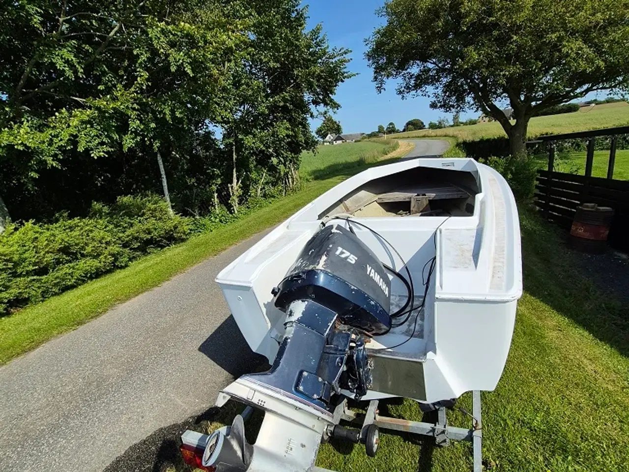 Billede 3 - Nysynet Selandia 1300kg bådtrailer + 175Hk yamaha 