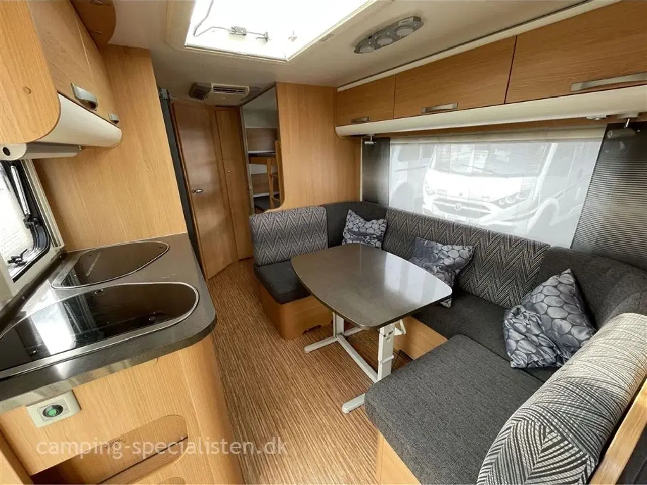Billede 7 - 2011 - Adria Adora 563 PT   Pæn og velholdt køjevogn - Adria Adora 563 PT fra 2011 - Kan nu opleves hos Camping-Specialisten i Silkeborg