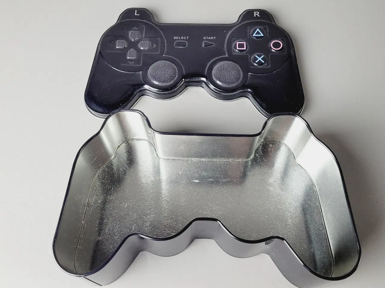 Billede 5 - ⭐️· PlayStation 3 Controller dåse / Kagedåse metal