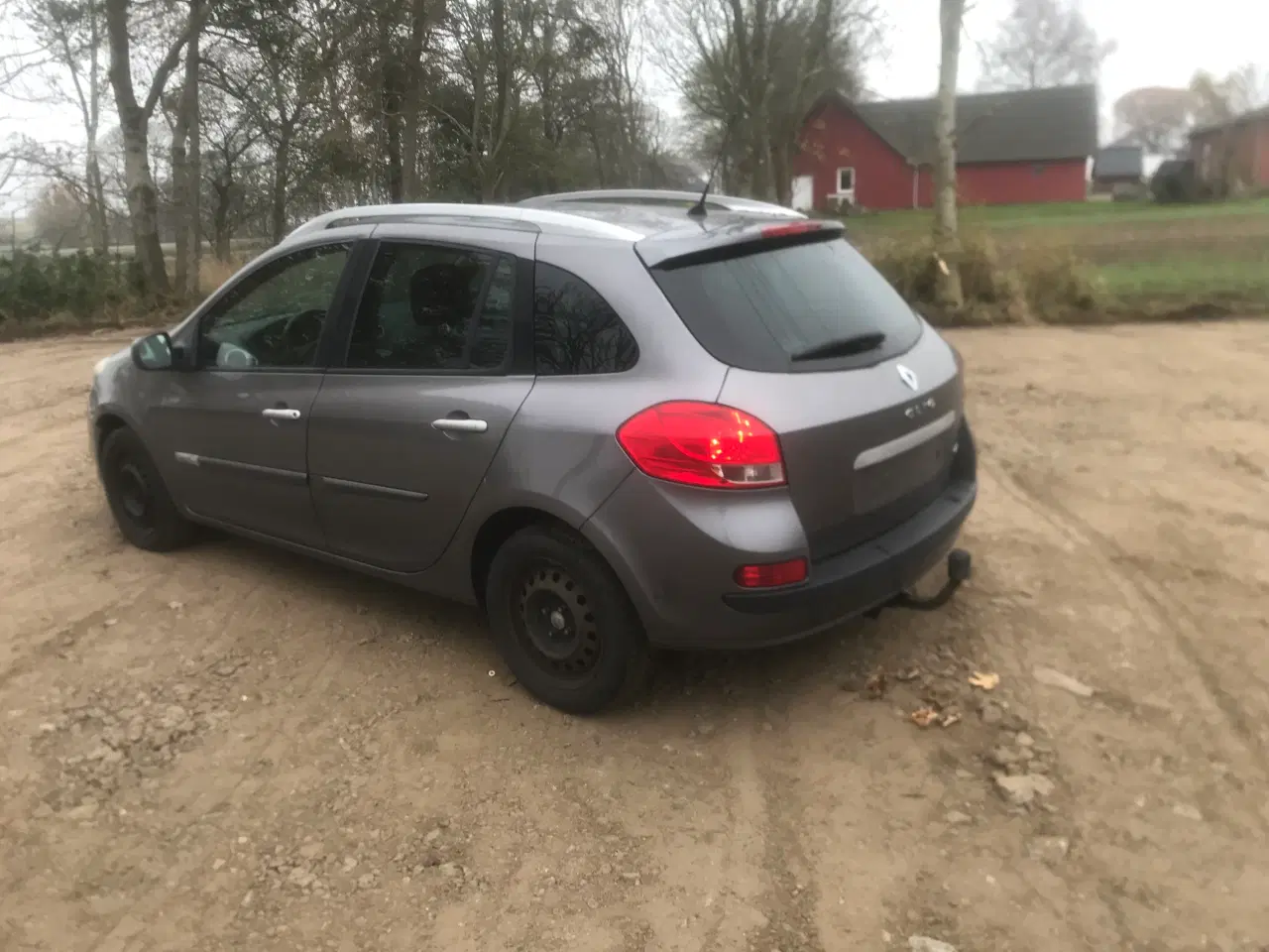 Billede 2 - Renault Clio dCi 75 Sport Tourer årg. 2012 Grøn ej