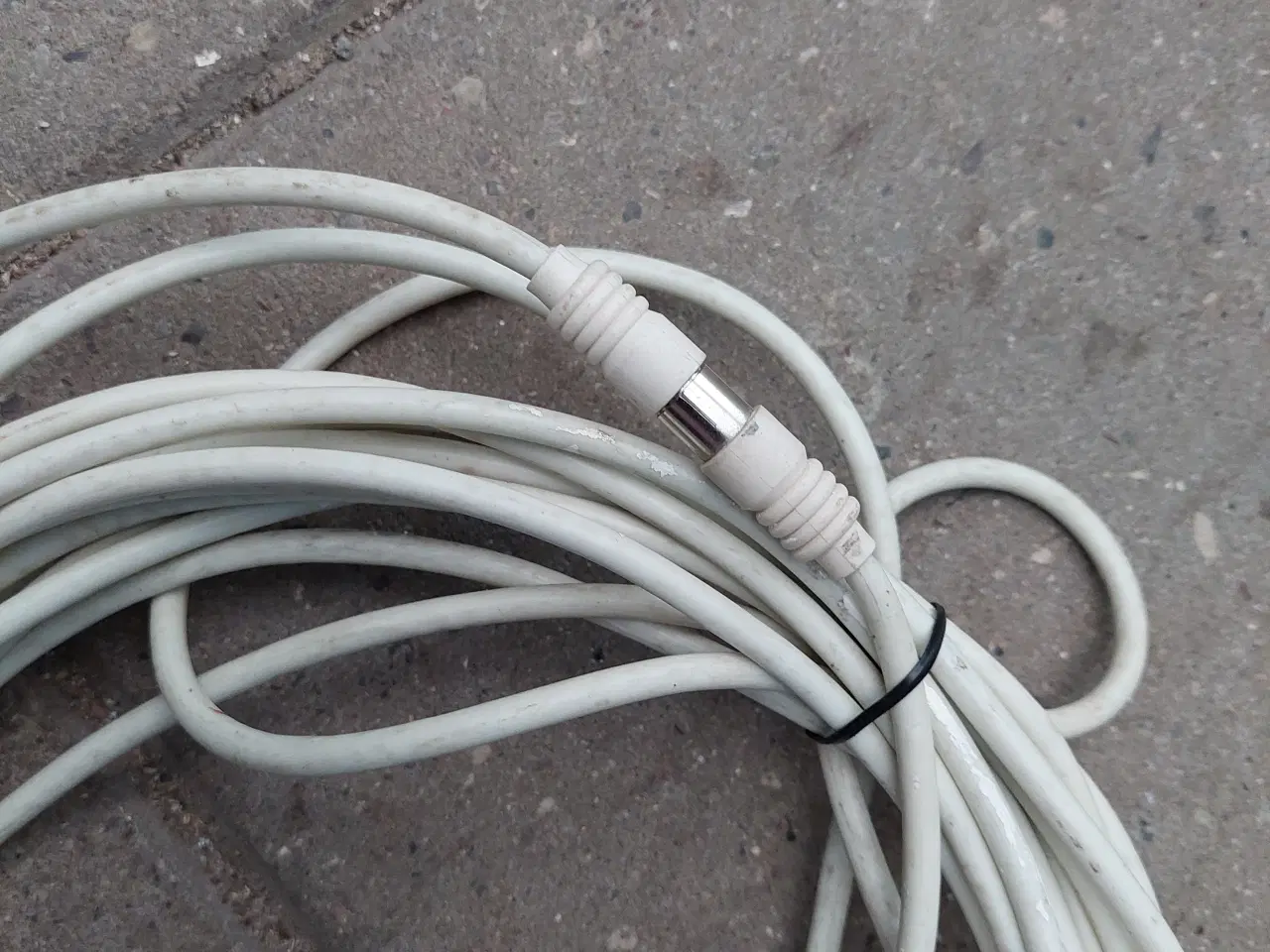 Billede 3 - Antennekabel, hvid - forskellige
