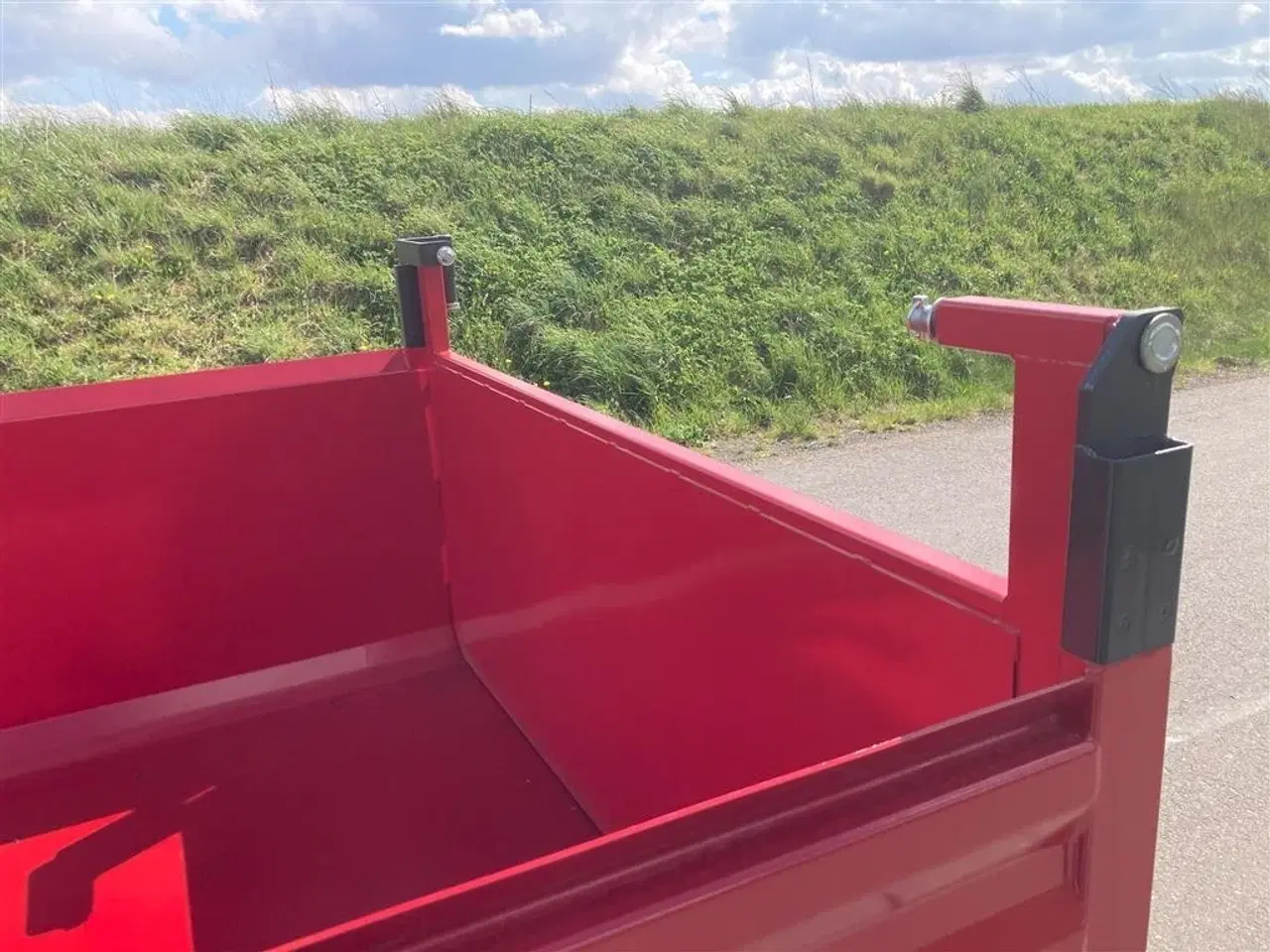 Billede 12 - Metsjø Container med hydraulisk bagklap
