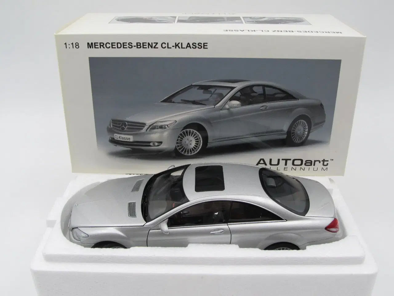 Billede 1 - AUTOart - 2007 Mercedes CL 500 1:18 