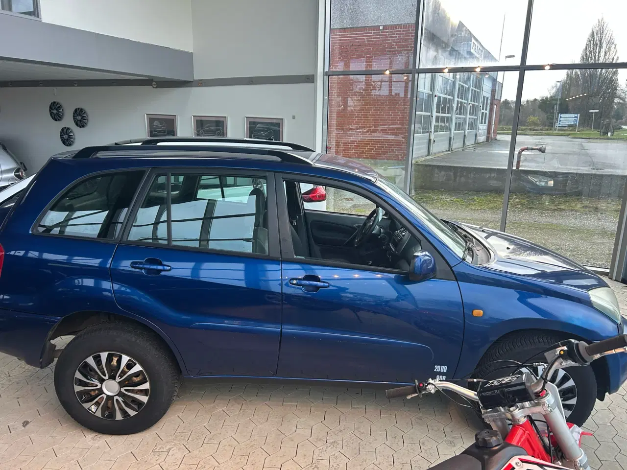 Billede 6 - Toyota RAV4 1,8 125HK Van