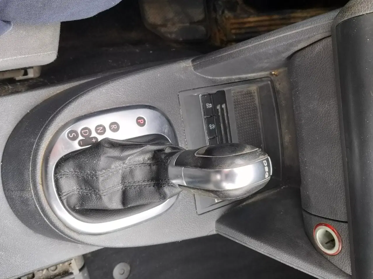 Billede 10 - VW Touran 2,0 TDI Automatgear godt brugt 