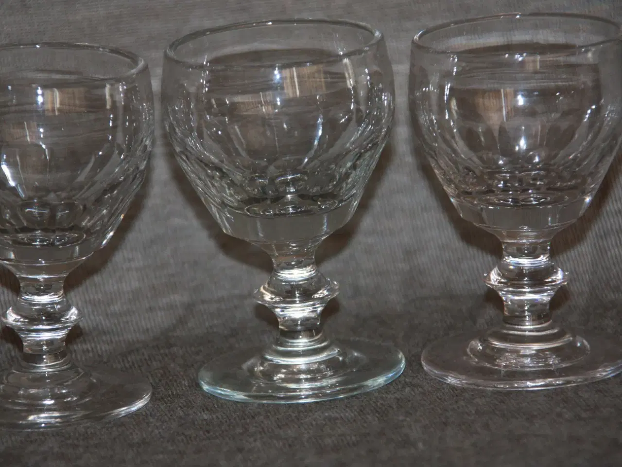 Billede 4 - Gamle tøndeglas / barilglas med slibninger Kastrup
