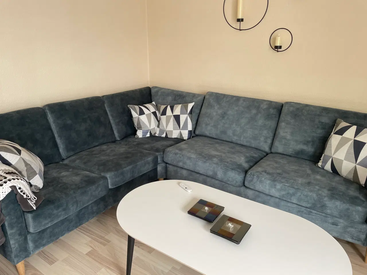 Billede 1 - Stor grønlig hjørnesofa