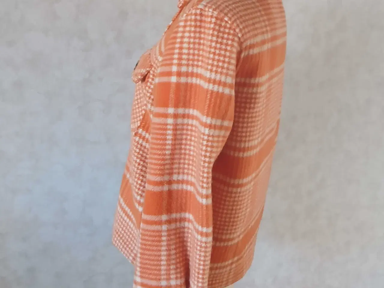 Billede 4 - Frakment ternede jakke str S/M 