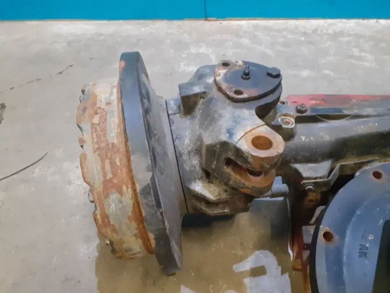 Billede 3 - New Hollad TM 175 SS Foraksel 
