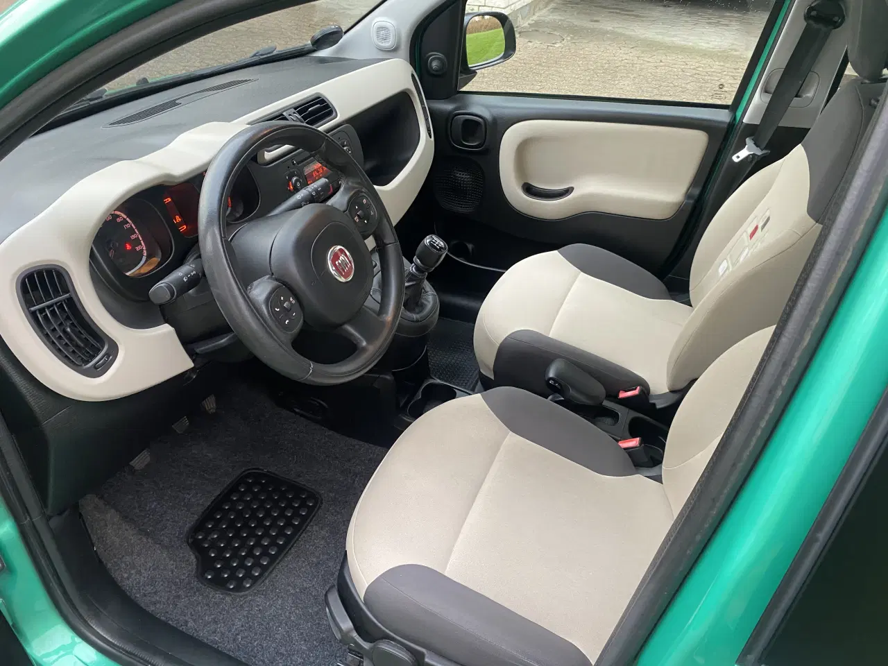 Billede 11 - Økonomisk velholdt lille bil super flot.