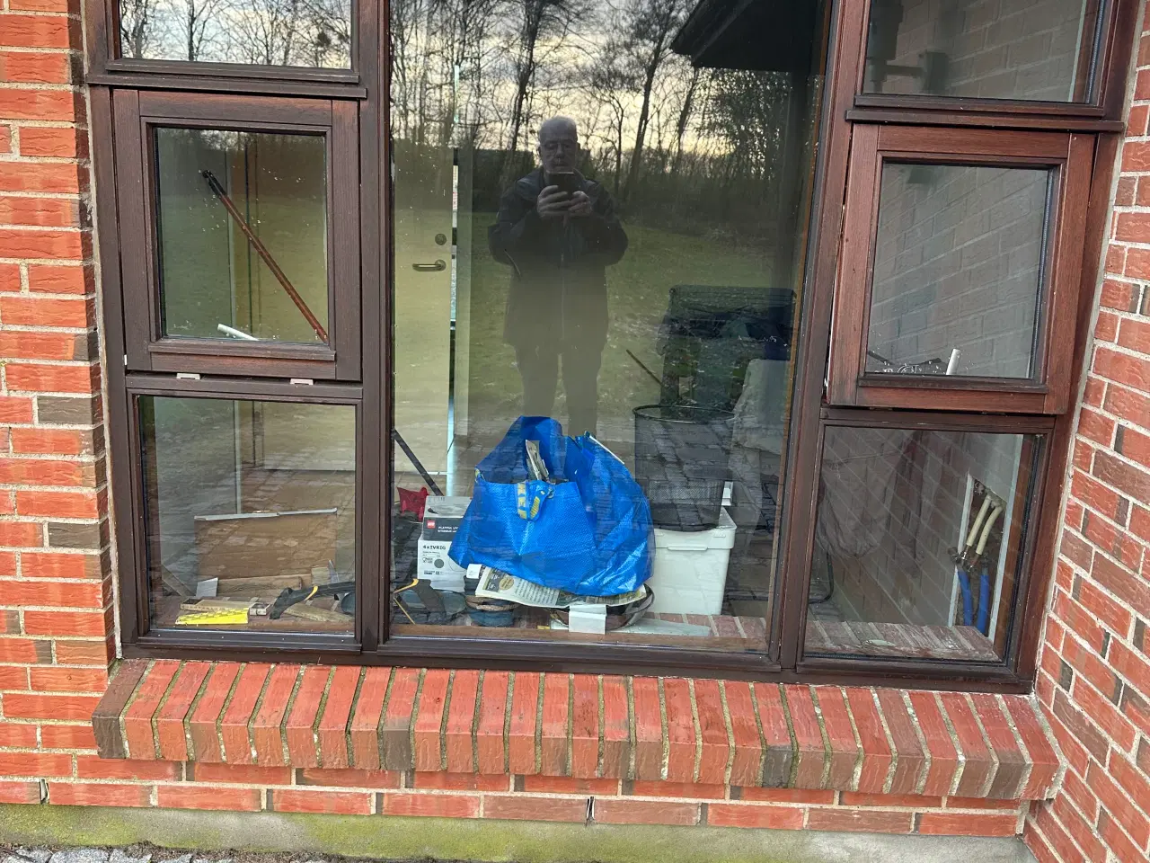 Billede 1 - Stor Mahogni Vindue 