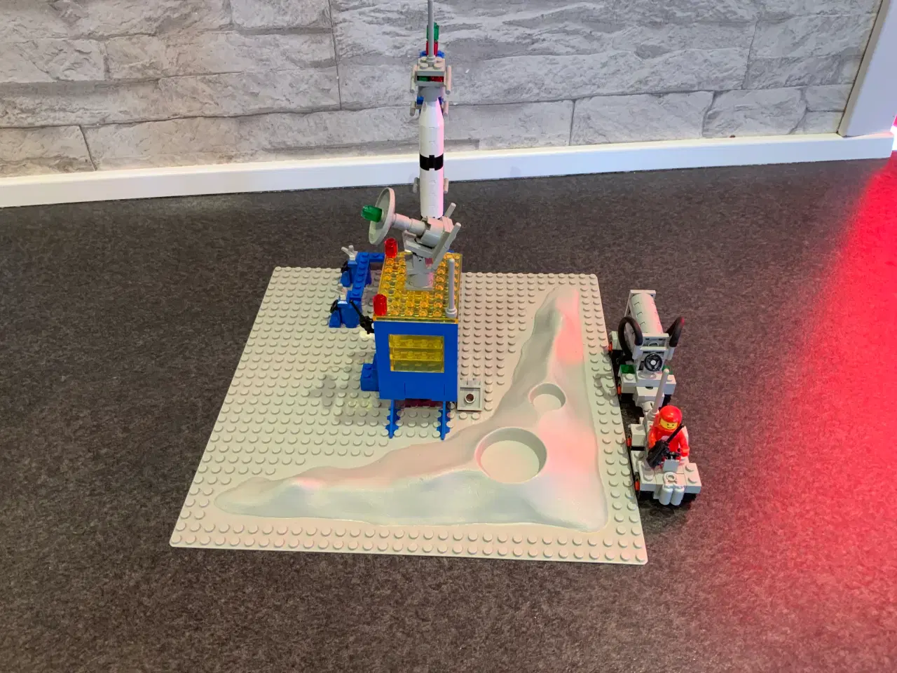 Billede 6 - Lego space 483 rocket base