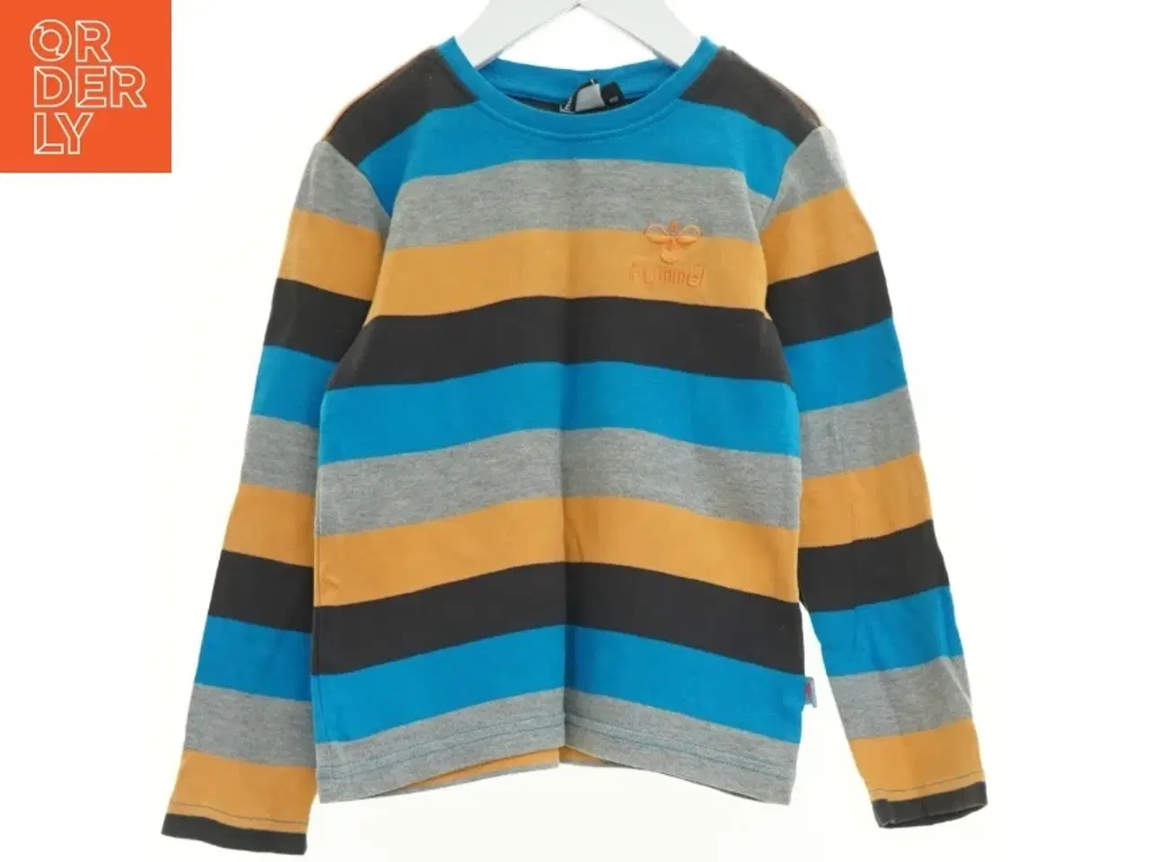 Billede 1 - Bluse fra Hummel (str. 110 cm)