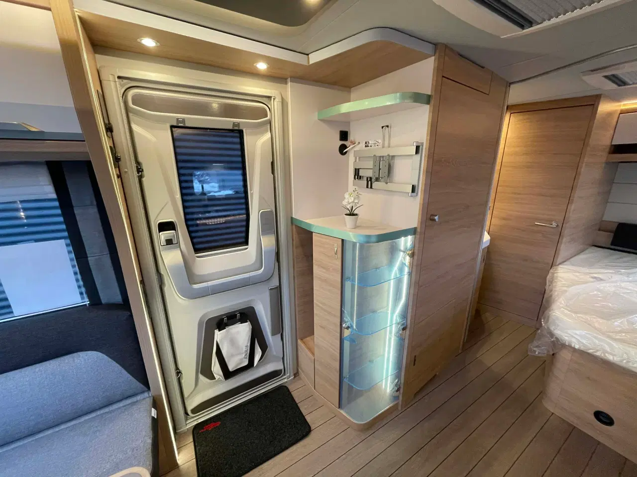 Billede 8 - 2026 - Knaus Südwind Black Edition 500 UF