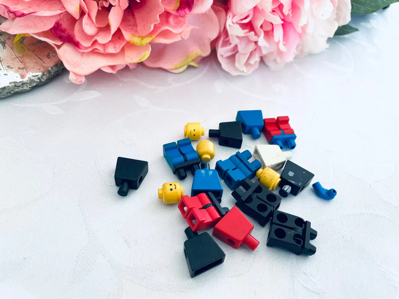 Billede 1 - Lego løsdele figur 