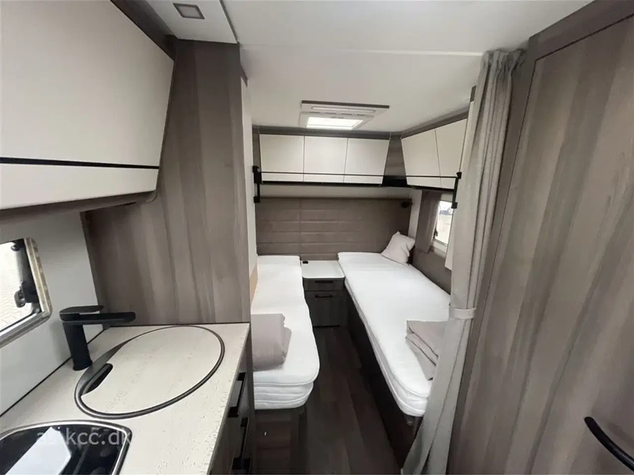 Billede 4 - 2024 - Kabe Estate 470 GLE Kabe Estate 470 GLE årg. 2024 . 4 sovepladser, 4 siddepladser, Mover, cykelholder,