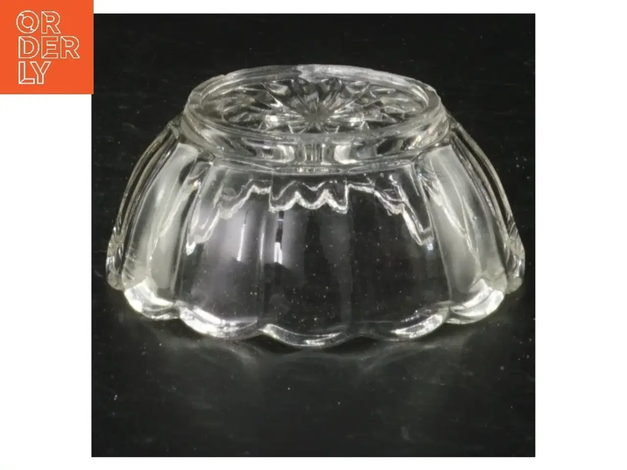 Billede 2 - glas skål (str. 9 cm i diameter, 3,5 cm høj)