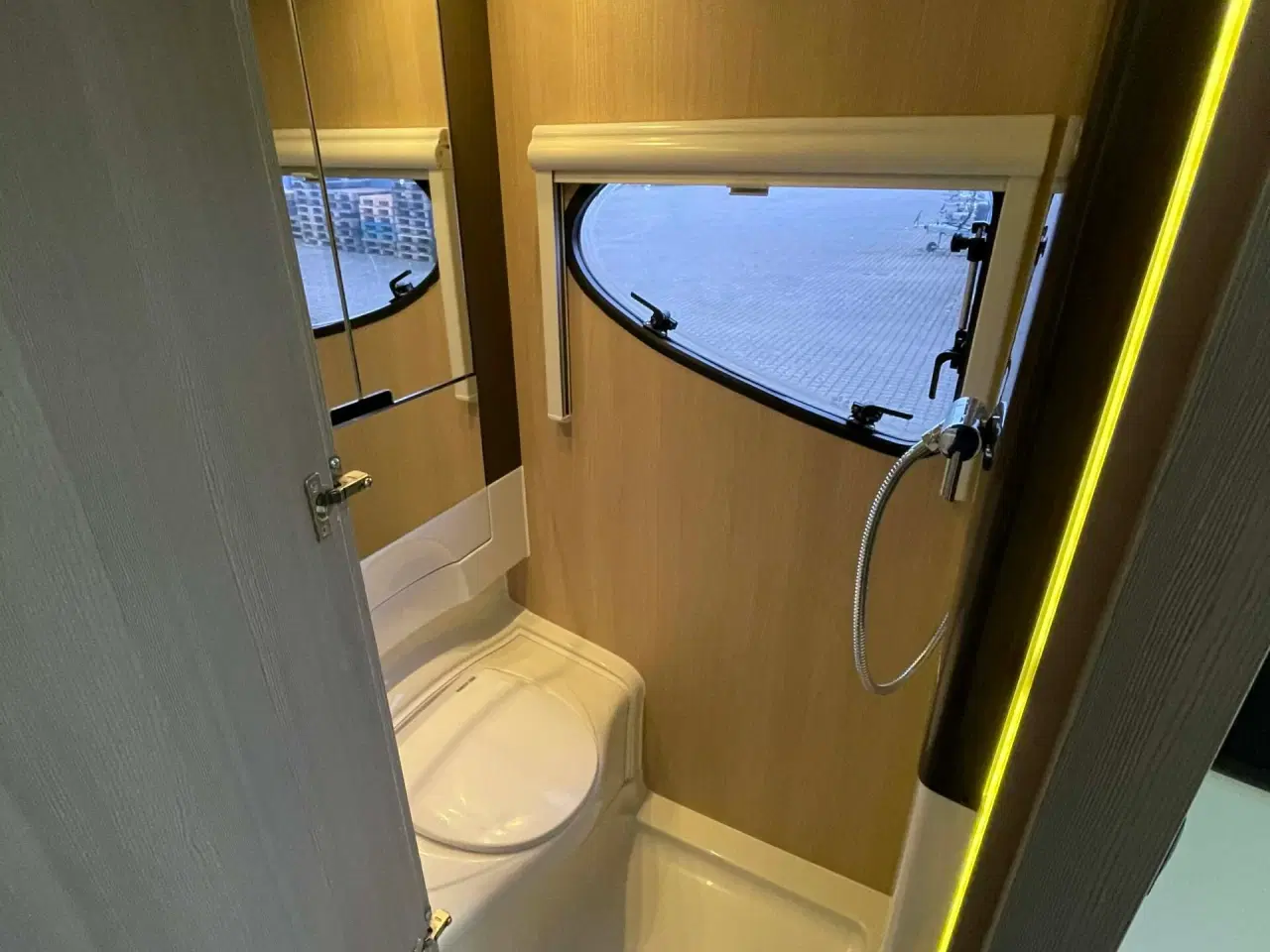 Billede 9 - 2016 - Adria Action 361 LH