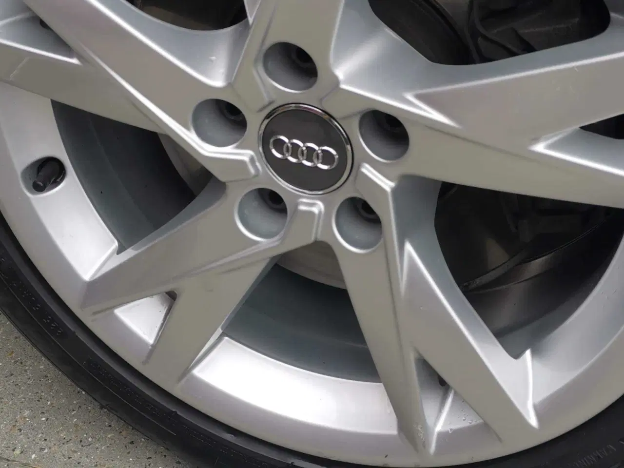 Billede 4 - Sommerdæk 225 55 17 