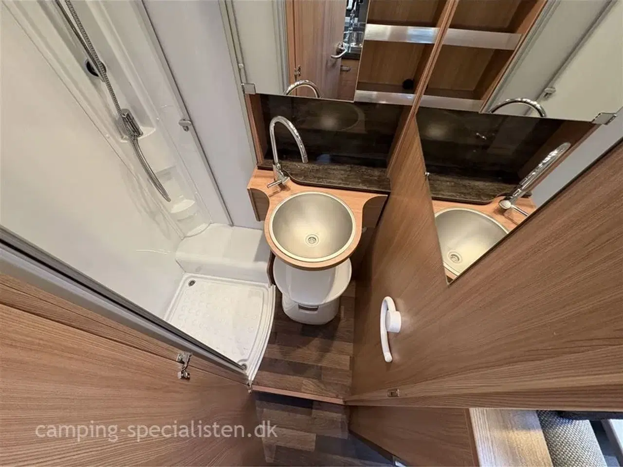 Billede 14 - 2016 - Knaus Sky TI 650 MEG Knaus Sky Ti 650 MEG Silver Selection 2016 - Kan ses nu hos Camping-Specialisten.dk