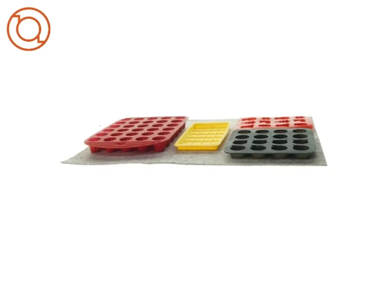 Billede 4 - Bageforme 4 stk. (str. 32 x 24 og 20 x 20 og 21 x 15 og 24 x 11cm)