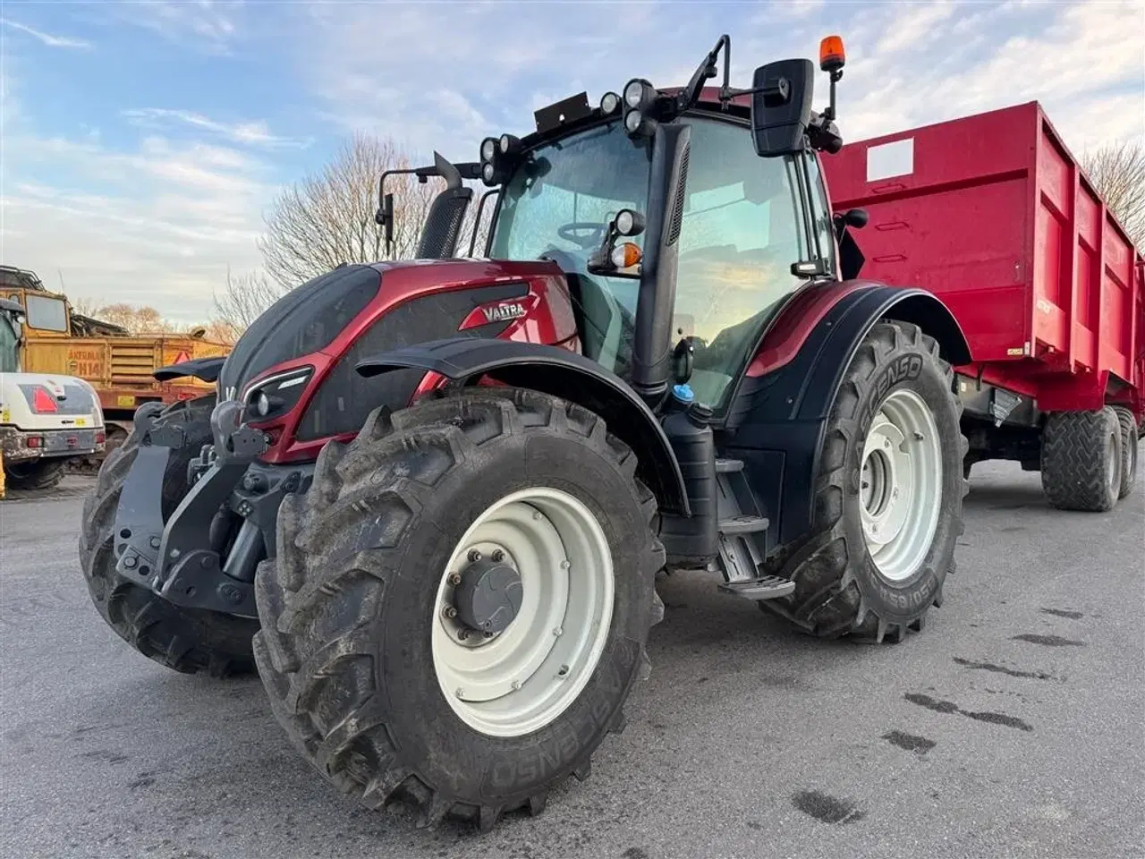 Billede 1 - Valtra N174 Versu KUN 3300 TIMER! NYE DÆK OG EKSTREM FLOT!