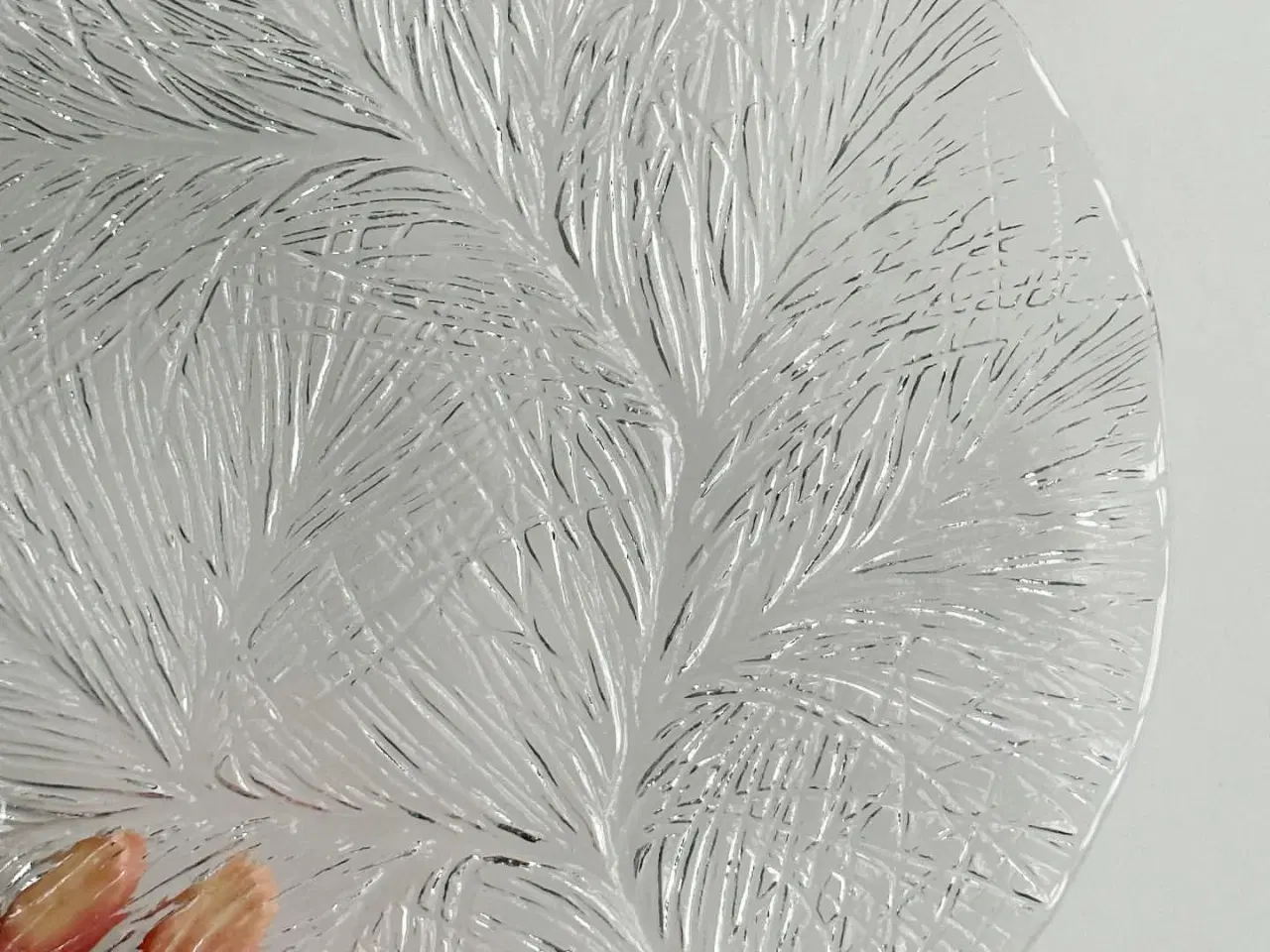 Billede 4 - Glasfad m granpræg