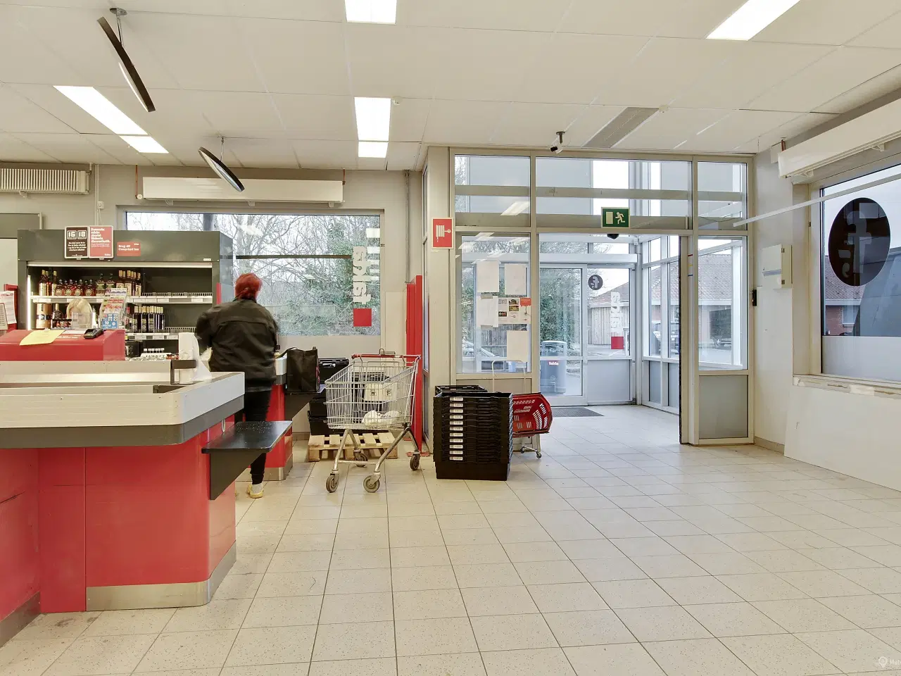 Billede 2 - Flot butik, nabo til Superbrugsen - Bemærk prisen!